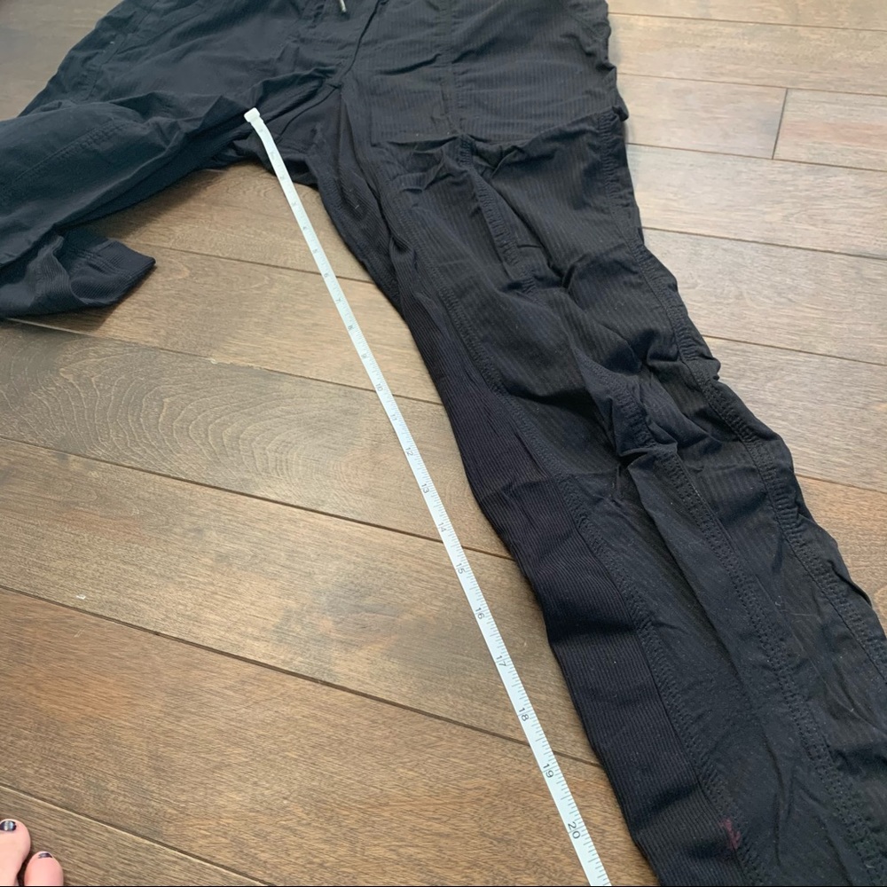 Lululemon Studio crop black Size 2 Crop Swift - Picture 14 of 14